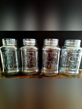 Set 4 Vintage Square Mason Jars Clear Quart Glass Raised Embossed Tomato Design